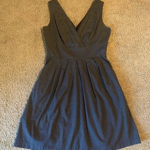 Fit and flare with pockets!